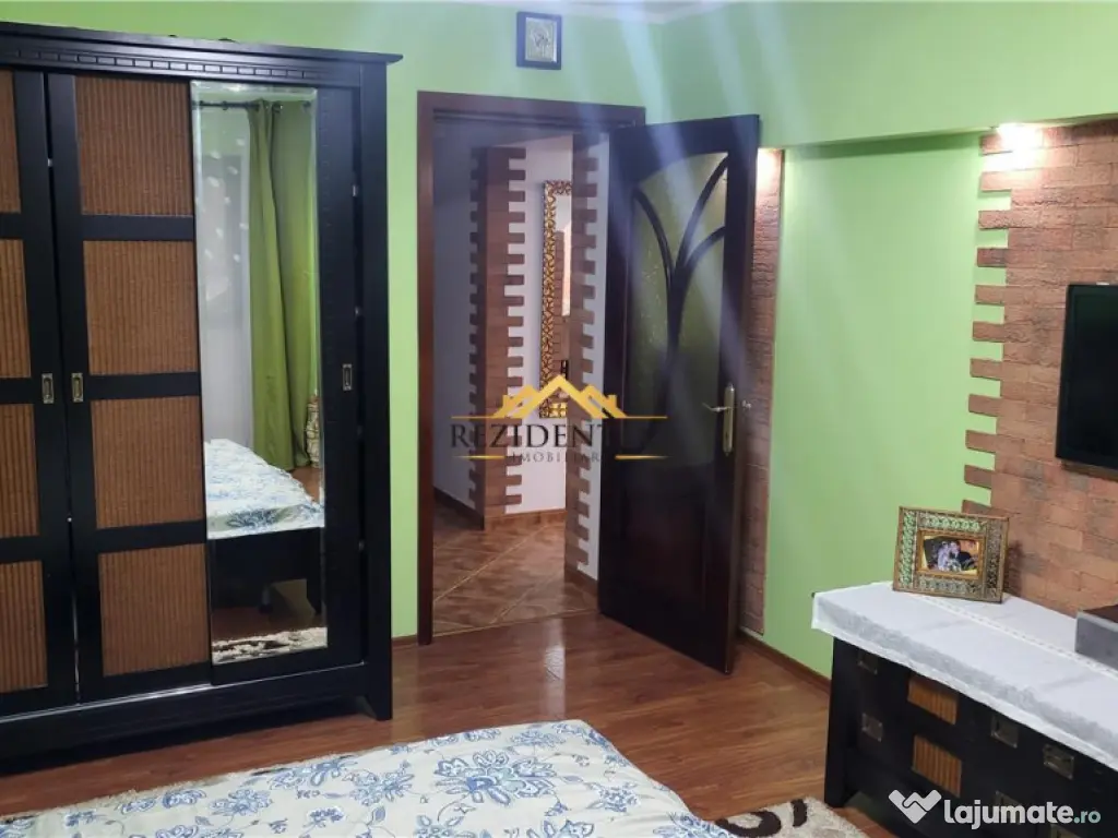 SUPER APARTAMENT CU 3 CAMERE