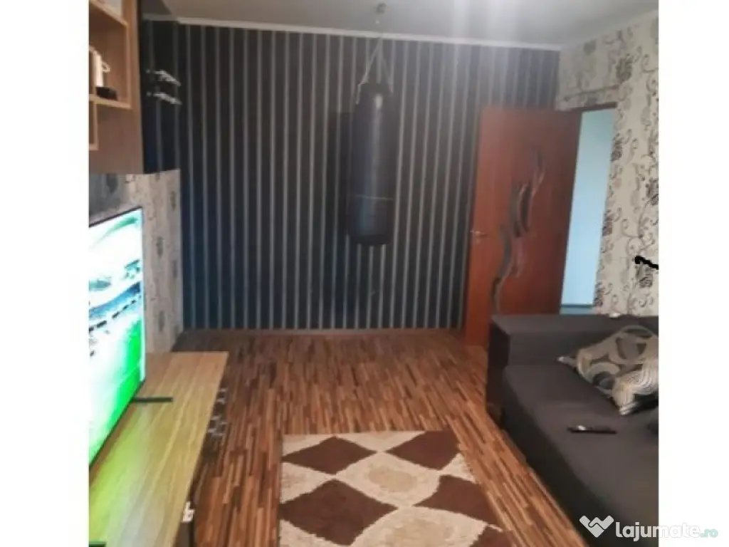 Apartament 3 camere Aparatorii Patriei