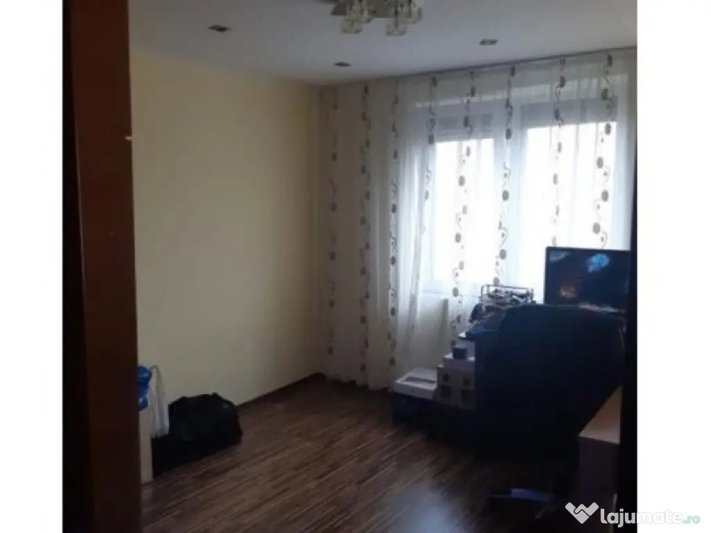 Apartament 3 camere Aparatorii Patriei