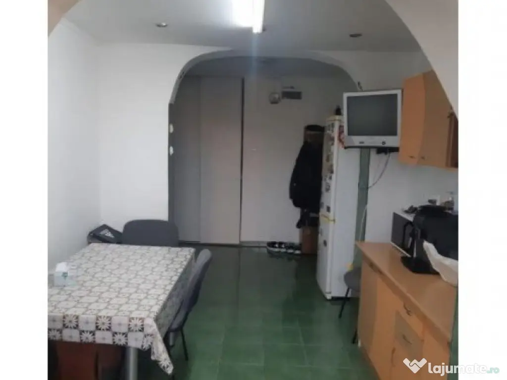 Apartament 3 camere Aparatorii Patriei