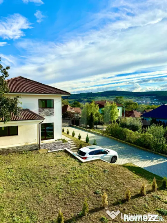 Casa individuala, 155 mp utili, teren 550 mp, Chinteni