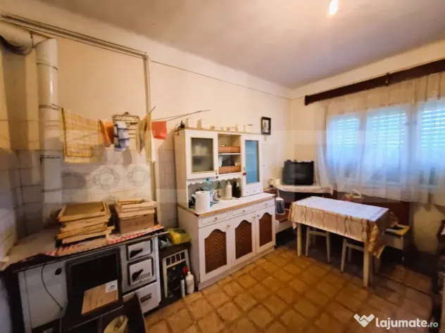 Casa renovabila, teren 4400 mp, Tureni