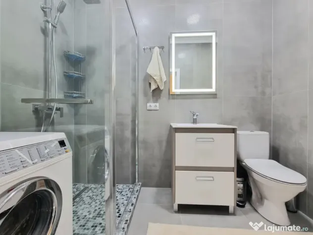 Inchiriez apartament cu 2 camere in zona Andrei Muresanu