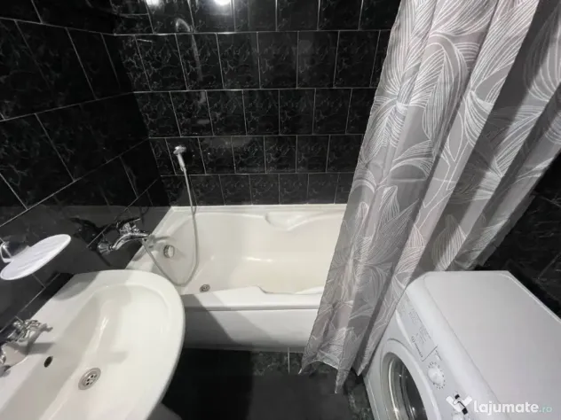 Apartament cu 2 camere in zona Plopilor