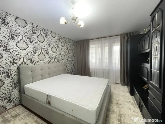 Apartament cu 2 camere in zona Plopilor