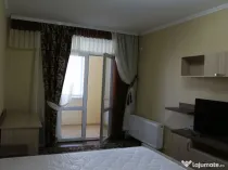 Inchiriez apartament cu 1 camera in zona Centrala