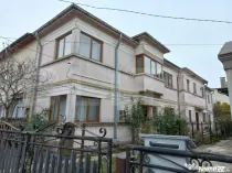 Apartament in vila, 4 camere, 87 mp, teren 80 mp, ultracentr