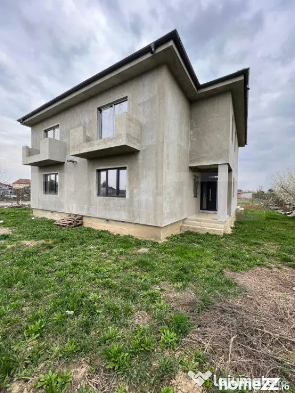 Casă tip Duplex în zona Titulescu