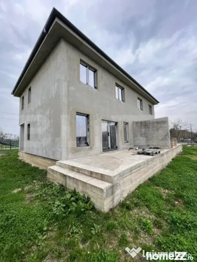 Casă tip Duplex în zona Titulescu