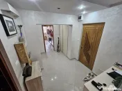 Apartament 3 camere modificat in 2 camere cartier E3 