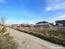 Parcele teren intravilan de 452 mp, front 20 m, Balta Verde