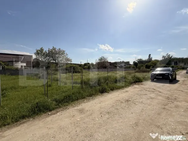 Parcelă intravilan de 452 mp, front 20 m, Balta Verde