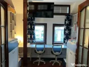 Unirii,Decebal,Apartament 4 camere, sup.130 mp, cu curte de 60 mp. 