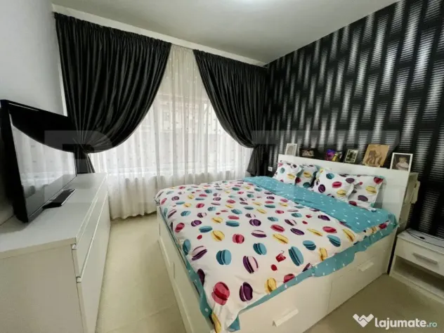 Casǎ cu 4 camere, zona Sânpetru