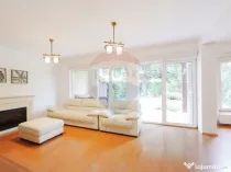 De Vânzare Casă cu 4 camere, Str. Arinului, Zona Dealur...