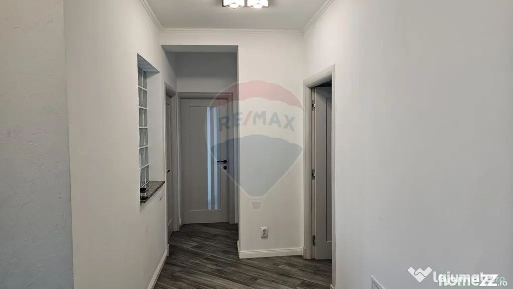 Casă / Vilă cu 7 camere si teren 1000 mp în zona Centr... - Suceava (Suceava)