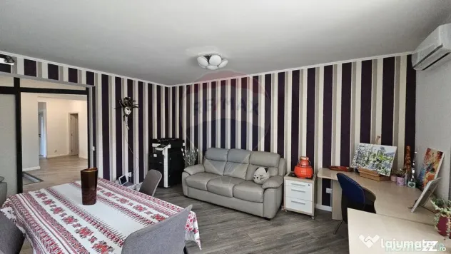 Casă / Vilă cu 7 camere si teren 1000 mp în zona Centr... - Suceava (Suceava)