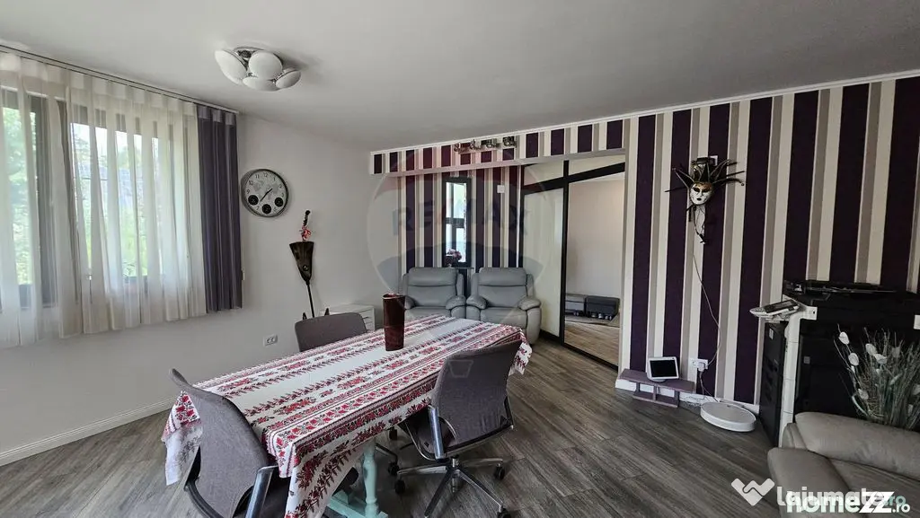 Casă / Vilă cu 7 camere si teren 1000 mp în zona Centr... - Suceava (Suceava)