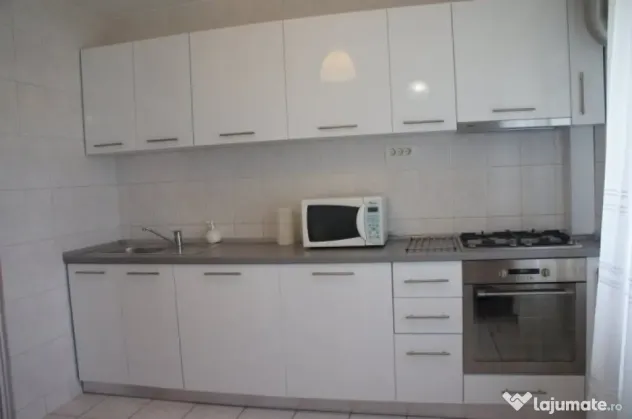 Apartament cu 3 camere Mall Vitan