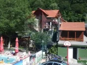 De vanzare / Pensiunea El Plazza Baile Herculane 