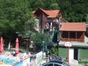 De vanzare / Pensiunea El Plazza Baile Herculane 