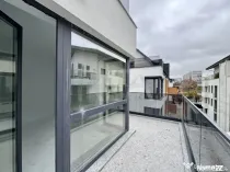 2 camere 60 mp Ultracentral bloc boutique