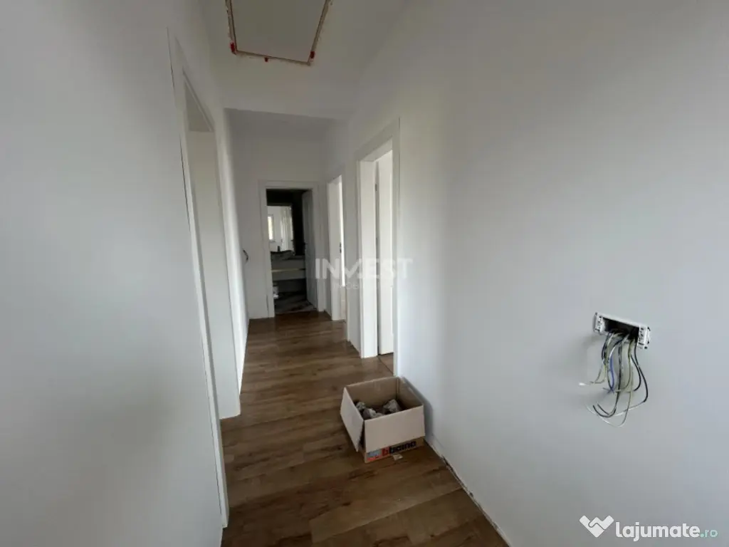 Casa 4 camere, teren intre 350-543 mp la strada asfaltata di