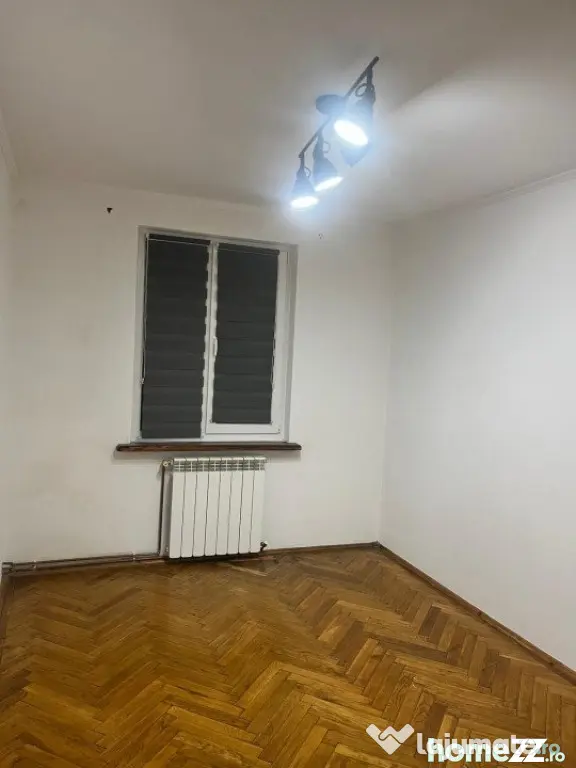 Apartament Central ,3 camere, 72mp ,etaj 2, SIRET