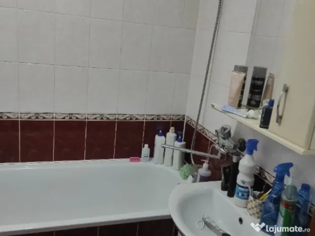 Se inchiriaza apartament cu 3 camere in Marasti