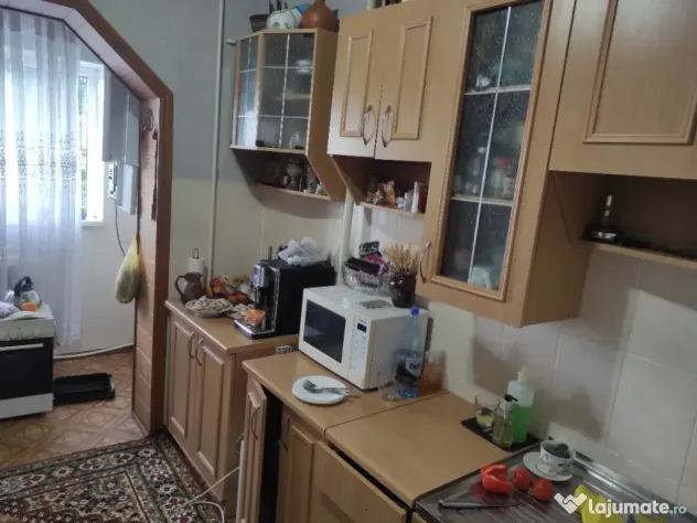 Se inchiriaza apartament cu 3 camere in Marasti