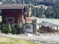 Cabana cu accesc la lac, 1400mp teren Colibita