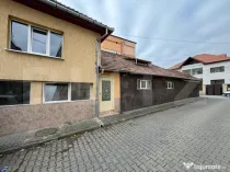 Casa pretabila ca spatiu comercial, 3 camere, 139 mp, zona c