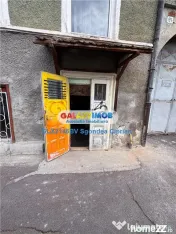 Apartament 2 Camere 80 mp UTILI De Renovat Str. Lunga 