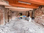 Apartament 2 Camere 80 mp UTILI De Renovat Str. Lunga 