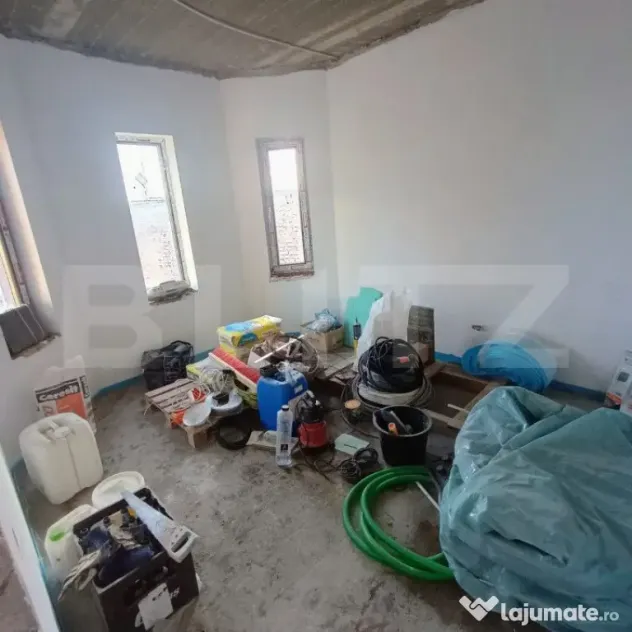 Casa semifinisata 5 camere+mansarda, 163 mp, Ploiestiori