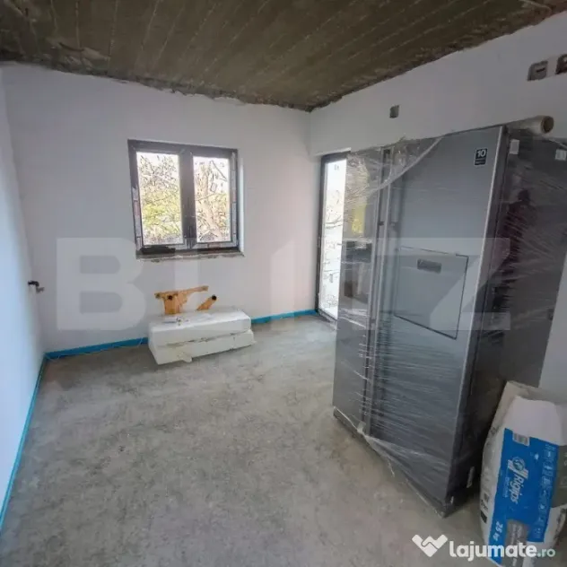 Casa semifinisata 5 camere+mansarda, 163 mp, Ploiestiori