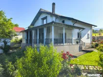 Casa 5 camere in Barnova, 150 mp utili si 1000 mp teren