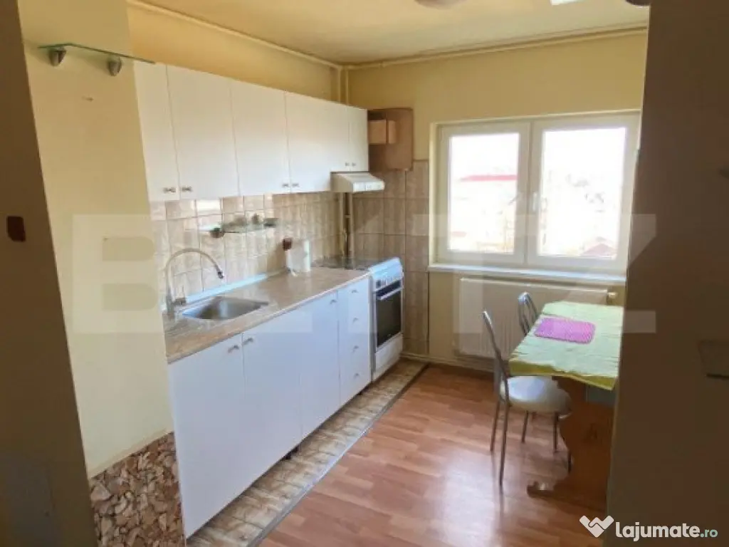 Apartament cu 3 Camere – Priveliște Panoramică, Bulevard