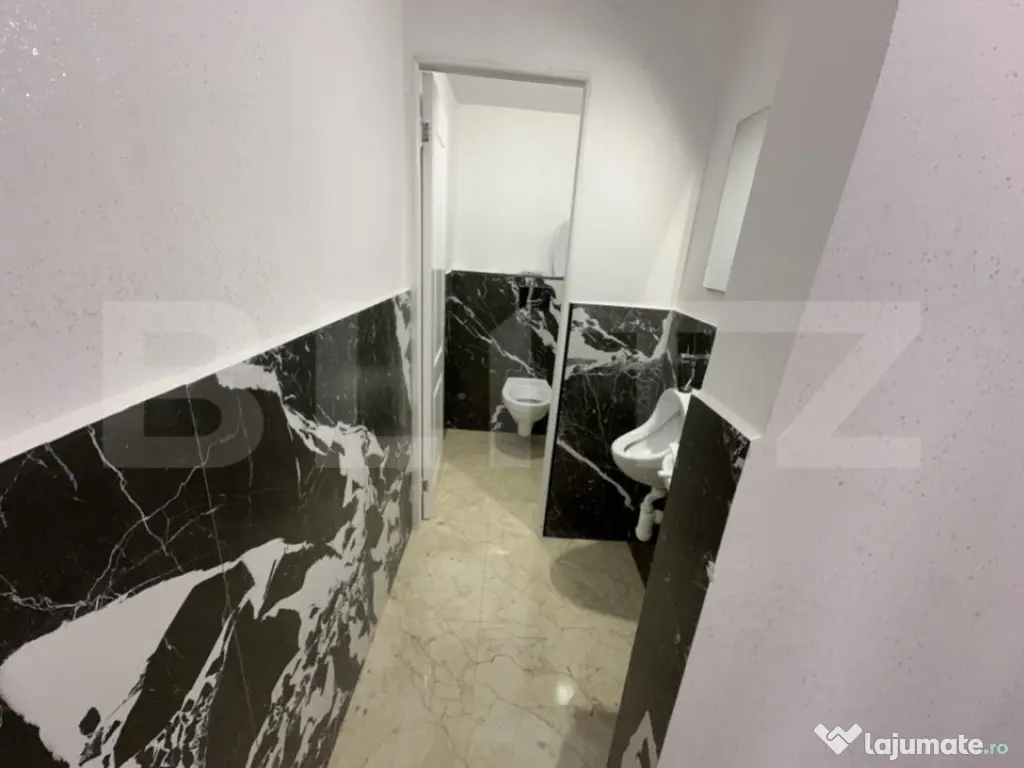 Spațiu com si rezidential potrivit pentru regim hotelier,Bl