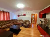 Apartament de inchiriat /Spatiu la parter 