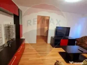 Apartament de inchiriat /Spatiu la parter 