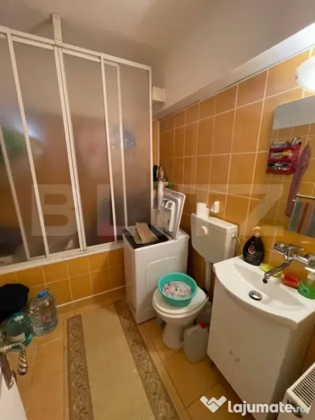 Apartament cu 4 camere , 79 mp, zona Micro 17