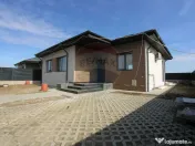 Casa individuala 4 camere | curte generoasa | Tunari 