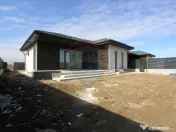 Casa individuala 4 camere | curte generoasa | Tunari 