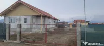 Casă la roșu cu 4 camere, 1134 mp teren, zona Bărăbant