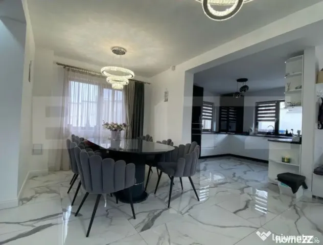Casa de vanzare, 5 camere, 170 mp, mobilata la cheie, zona D - Dezmir (Cluj)