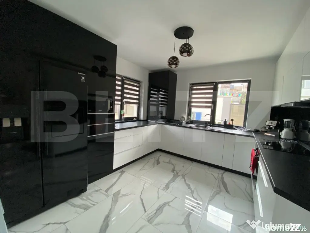 Casa de vanzare, 5 camere, 170 mp, mobilata la cheie, zona D - Dezmir (Cluj)