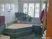 Apartament cu 3 camere decomandate Zona Ultracentrala 