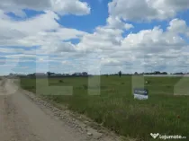 Teren intravilan, 1000 mp, pozitie pe colt, front 39 metri,