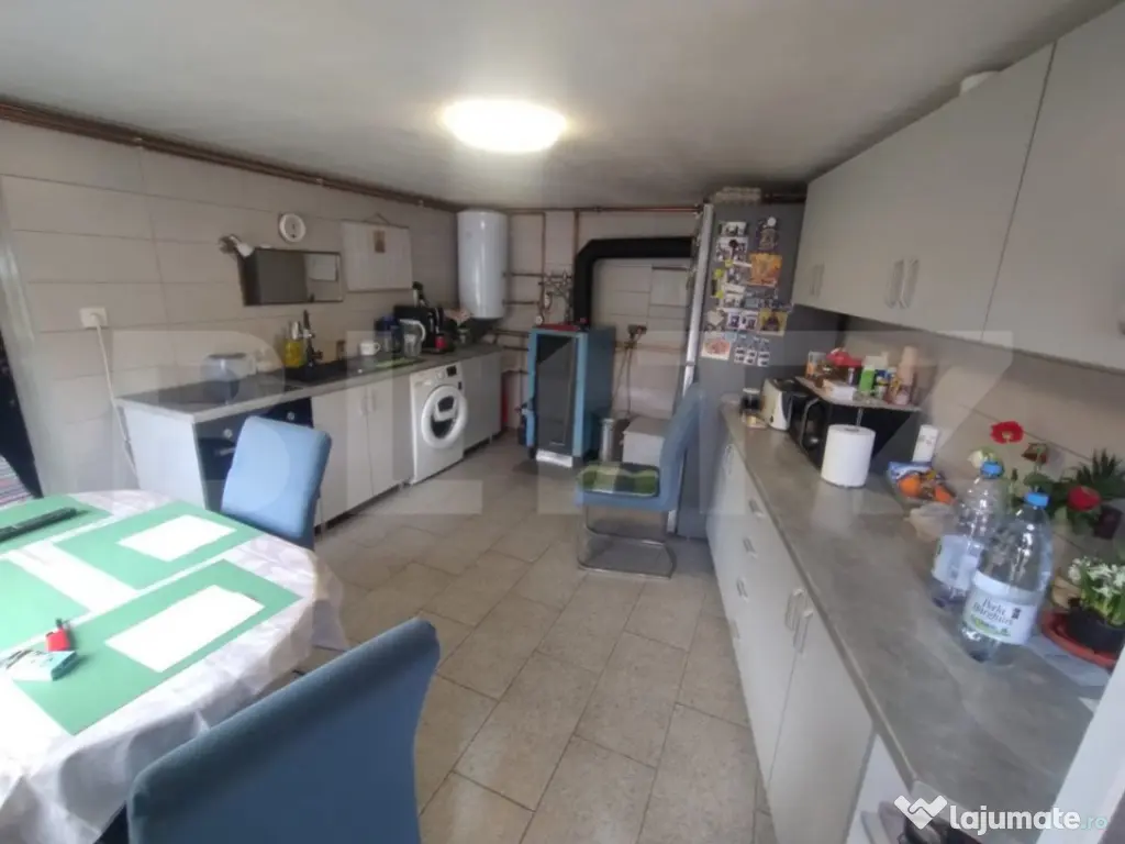 Casa 4 camere,200mp,teren 3000 mp,zona Livezile